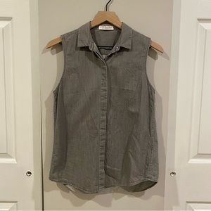 Everlane Gray 100% Cotton Sleeveless Buttondown - Small